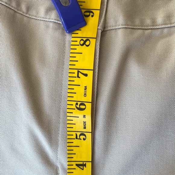 Favourite Fit LL Bean pants. 10P  leg is 28 inches. - Picture 5 of 11